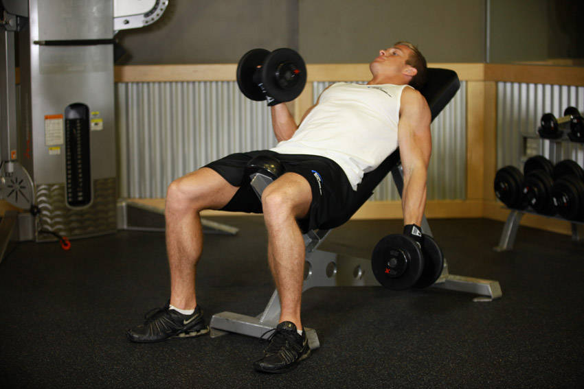 Incline Curl (Mancuerna)